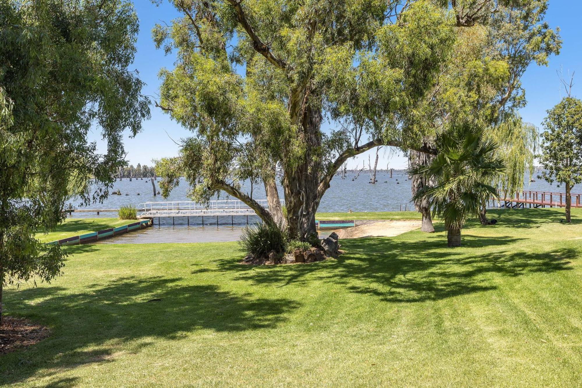 Tasman Holiday Parks - Lake מולוואלה מראה חיצוני תמונה